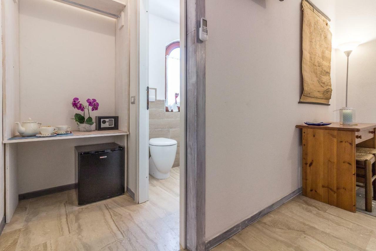 Maricciolu Suites And Apartments Olbia Bagian luar foto