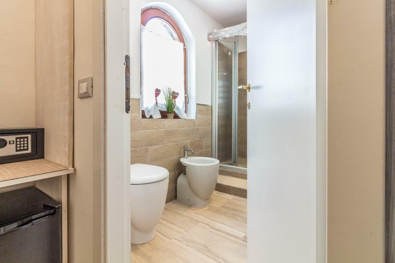Maricciolu Suites And Apartments Olbia Bagian luar foto